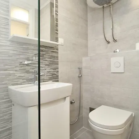 The Real Experience - Malta Apartman *
